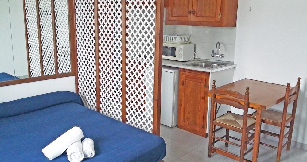 Estel Blanc Apartments - Adults Only Cala'N Blanes  Εξωτερικό φωτογραφία