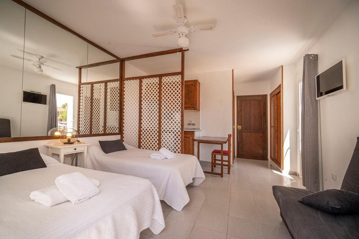 Estel Blanc Apartments - Adults Only Cala'N Blanes  Εξωτερικό φωτογραφία