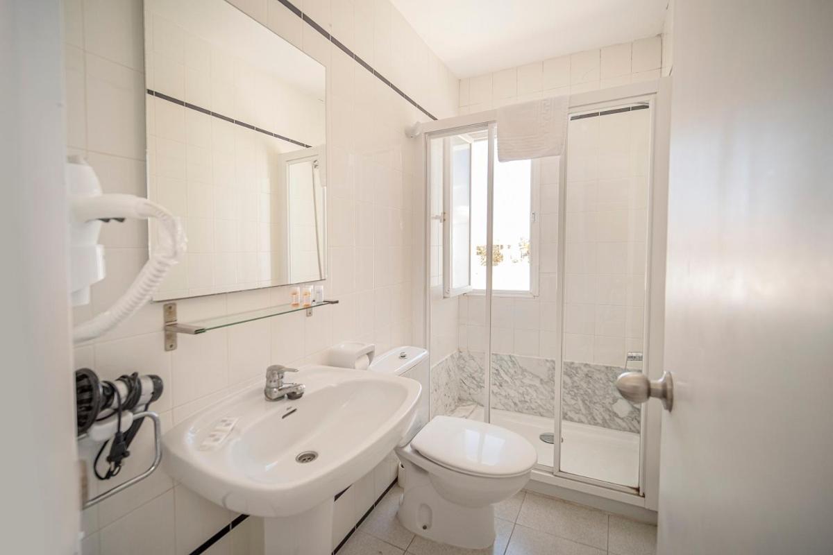 Estel Blanc Apartments - Adults Only Cala'N Blanes  Εξωτερικό φωτογραφία